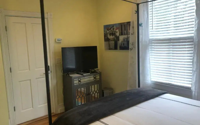 photo 2 of Luxurious Private Suites in Downtown Charleston