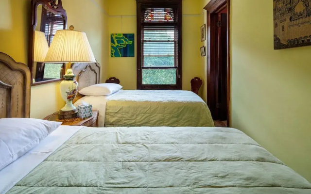 photo 3 of Suites in a Manhattan Mansion