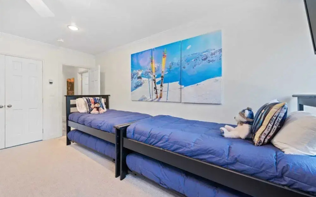 photo 4 of Luxury 3 Bedroom Condo in the Heart of Beaver Creek Village