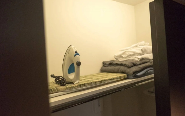 photo 4 of Luxury 2 Bedroom Downtown Apartment
