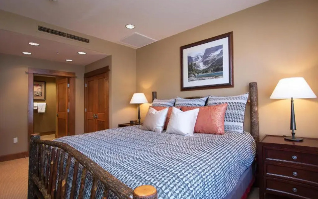 photo 5 of Luxury 2BD Village at Northstar Residence - 306 Iron Horse South
