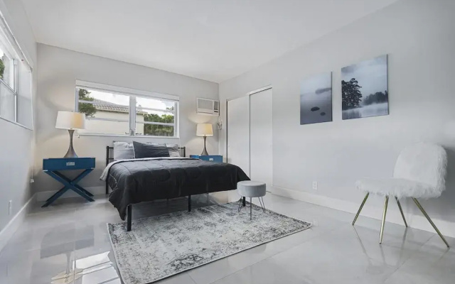 photo 4 of Luxury 2bd2bth apt near beach and port
