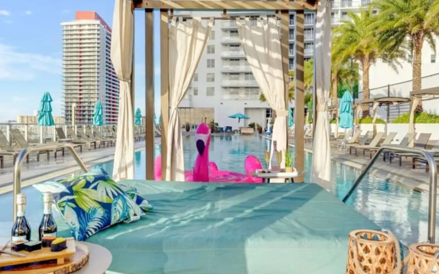 photo 2 of Luxury 2Br Front Ocean Bay View Amazing Pools