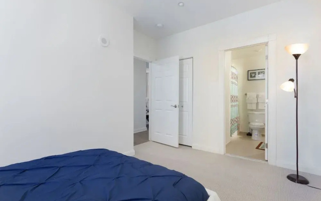 photo 5 of Downtown LA Fully Furnished Apartment