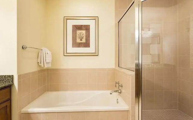 photo 2 of Luxury 3 Bedroom Condo on Reunion Resort, Orlando Condo 3484