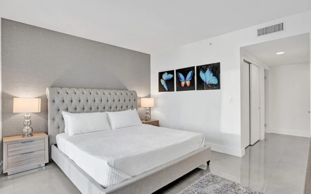 photo 4 of Luxury 3Bd Apartment Beachwalk
