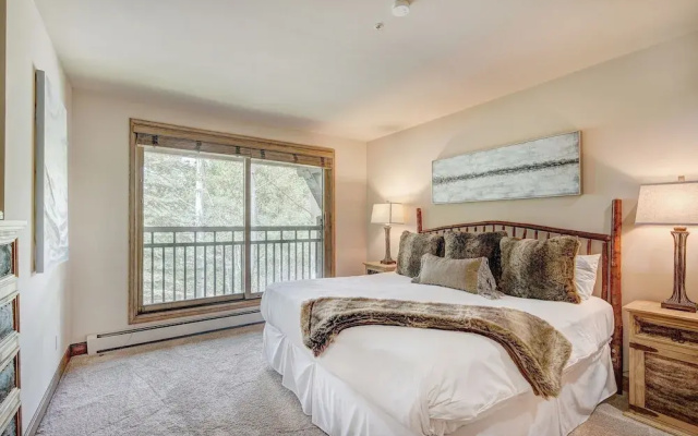 photo 2 of Luxury 4 Bed Pines Townhome Amongst The Peace And Quiet 4 Bedroom Townhouse by RedAwning