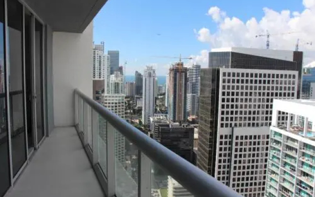 photo 3 of Luxury 45th Floor Suite at Icon