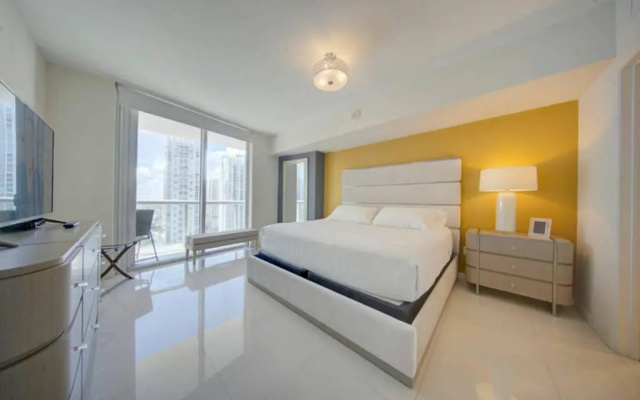 photo 3 of LUXURY 5 Stars ICON-BRICKELL CONDO, SPA ,GYM & POOL @27th