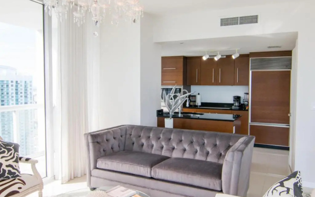 photo 4 of Luxury 5star Condo at 34th floor Icon Brickell 1 bed one bath