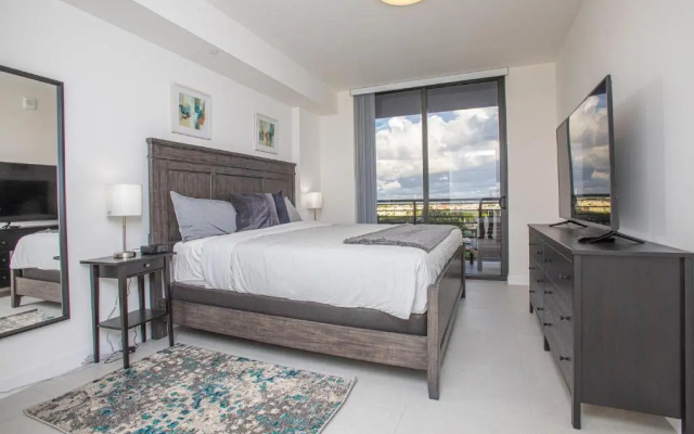 photo 5 of Luxury Apartment in Downtown Doral