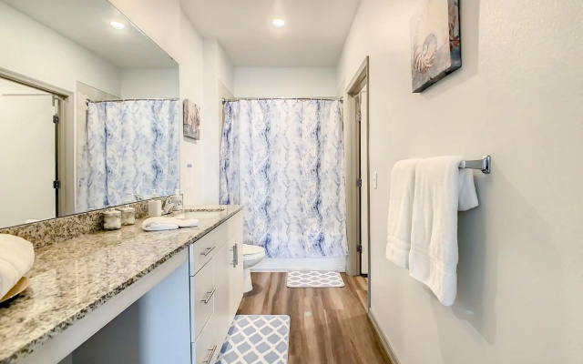 photo 5 of Luxury Apartment near DISNEY with Balcony