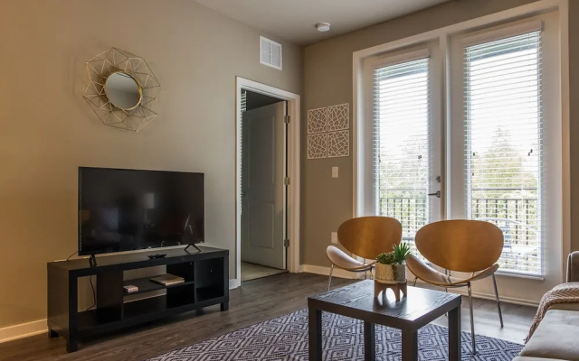 photo 4 of Baymeadows 2 BR Apt by Frontdesk
