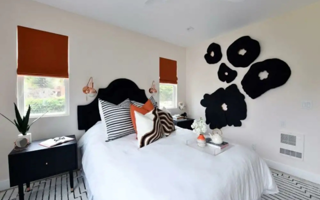 photo 2 of Luxury Cardiff By-the-sea Ocean View Parkhouse