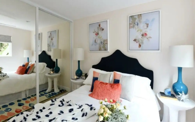 photo 3 of Luxury Cardiff By-the-sea Ocean View Parkhouse