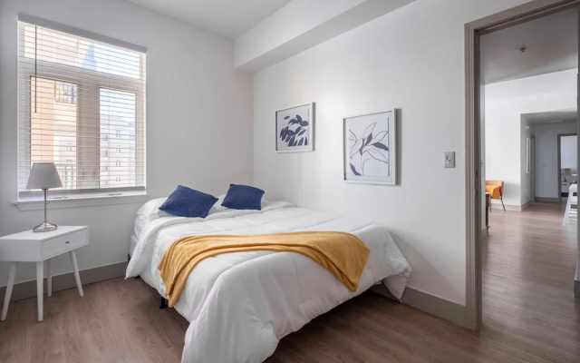 photo 4 of Luxury Central Apartment with Gym