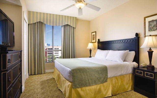 photo 4 of Luxury Condo at Wyndham Grand Desert
