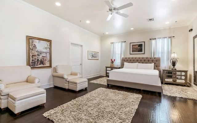 photo 4 of Stylish Condos Close to Art and Culture