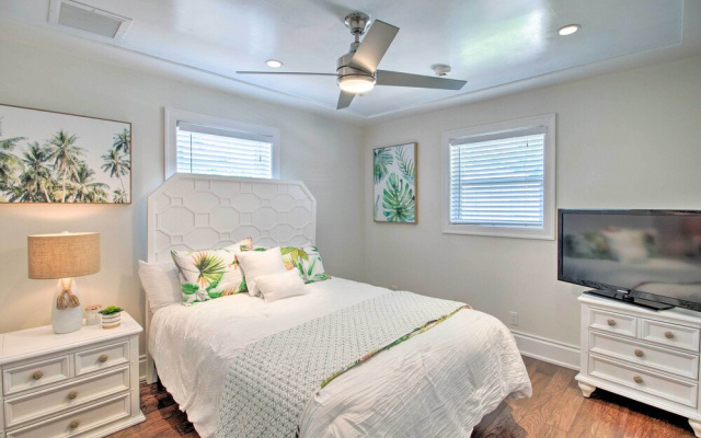 photo 3 of 2 Mi to Dtwn: Luxury Getaway in Palm Beach Gardens