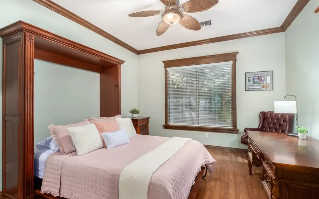 photo 5 of Luxury Home at Red Mountain! Heated Pool, Bocce Court, Firepits! Sleeps 10. Dog Friendly. by RedAwning
