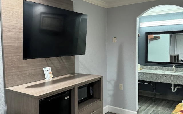 photo 4 of Luxury Inn