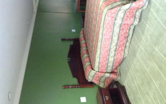 photo 5 of Luxury Inn Houston