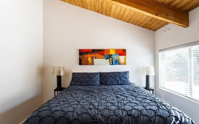 photo 5 of Luxury Living in Contemporary Old Town Scottsdale Townhouse townhouse
