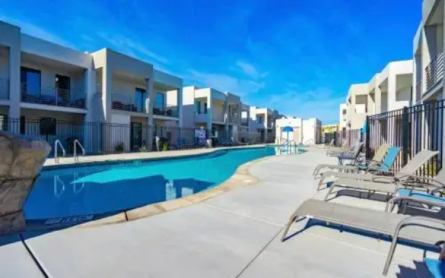 photo 3 of Luxury Lofts #6