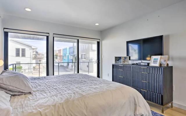 photo 4 of Luxury Long Beach Villa With Ocean Views!