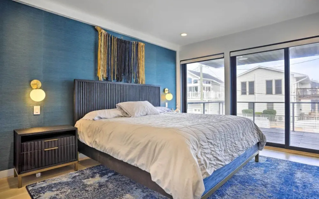 photo 5 of Luxury Long Beach Villa With Ocean Views!