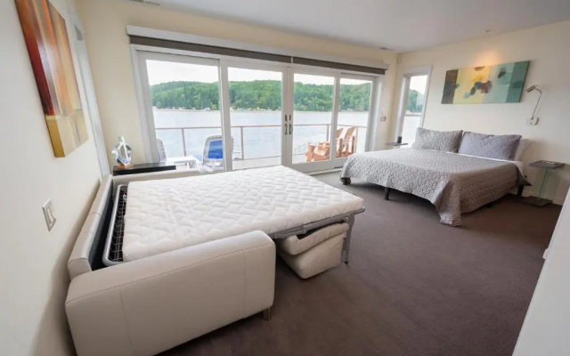 photo 2 of Luxury Lookout Hood Canal Vacation Rental