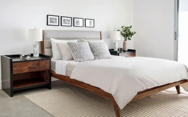 photo 2 of Luxury Marina Del Ray Apartments