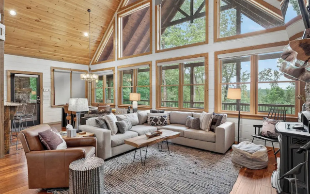 photo 3 of Luxury Mineral Bluff Cabin With Deck & Hot Tub!