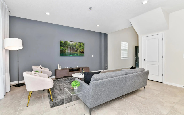photo 3 of LUXURY NEW 5 BED Single Family With Private Pool, Davenport, US