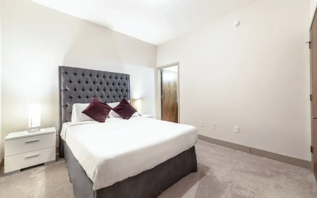 photo 5 of Luxury Old 4th Ward Apartments