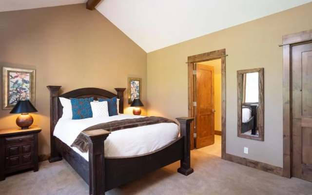 photo 3 of Luxury Old Greenwood 3BD Villa - Villa 12. Comes w/ Free Grocery Delivery!