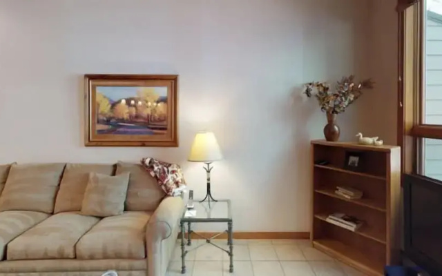 photo 5 of Luxury One Bedroom Condo in Cascade Village at the Base of Chair Lift 20