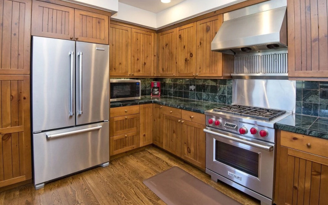 photo 5 of Luxury Penthouse at Bear Paw Lodge