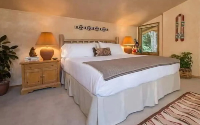 photo 4 of Penthouse with Panoramic Views of Vail Mountain and the Gore Range by RedAwning