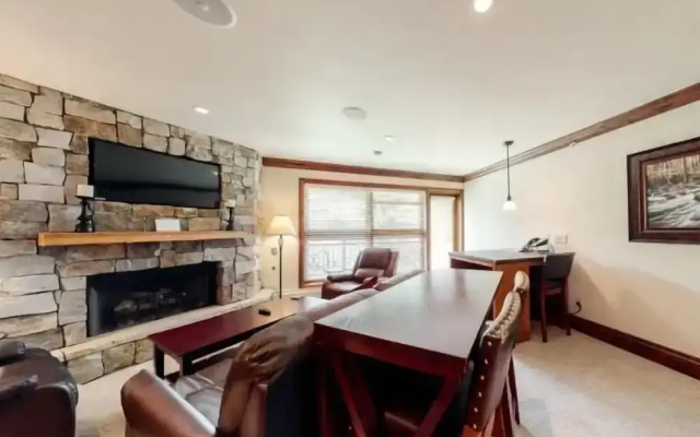 photo 2 of Luxury Ski in, Ski out 1 Bedroom Mountain Residence in the Heart of Lionshead Village With Heated Slope Side Pool and Hot Tub