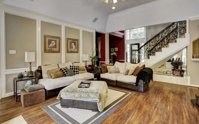 photo 2 of Luxury Spectacular House in TX