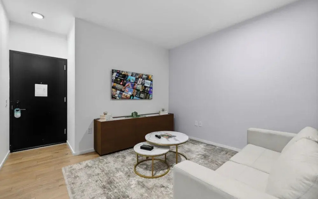 photo 2 of Luxury Studio with City & Bay Views