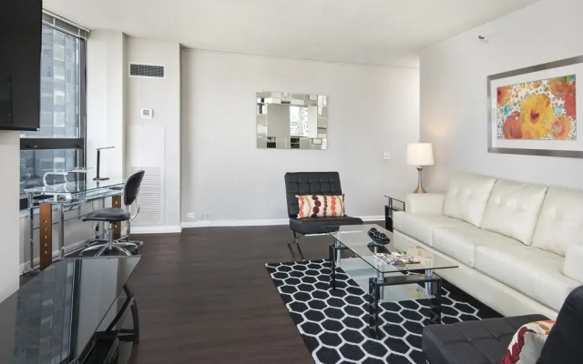 photo 3 of Luxury Suites At North Harbor Tower