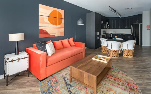 photo 3 of Luxury Uptown Apartments by WanderJaunt