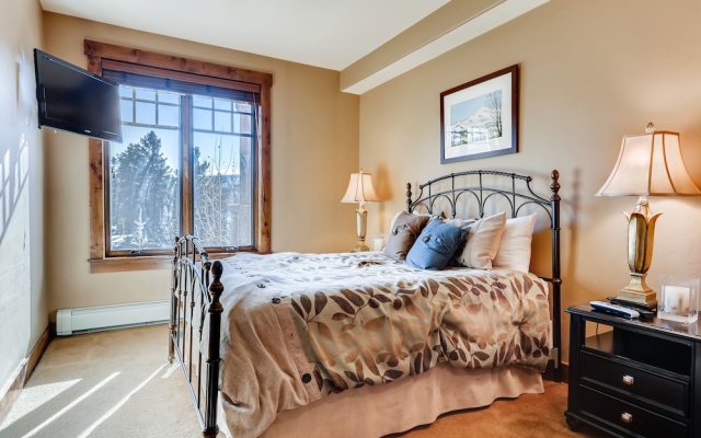photo 5 of Luxury Water House Ski W/ Pool & Hot Tubs 3 Bedroom Condo