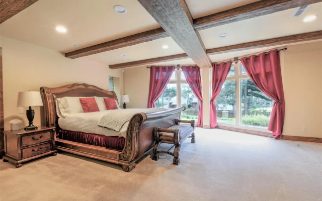 photo 4 of Lx18: Golfer's Dream Retreat Estate