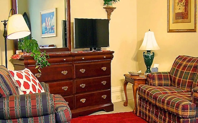 photo 4 of Chez Lyndon Manor