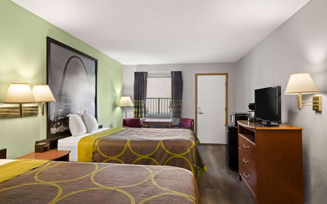 photo 4 of Super 8 by Wyndham Branson / Shepherd of the Hills Exwy