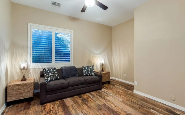 photo 2 of Lynx - 3 Br Home