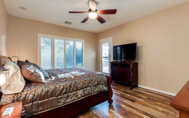 photo 3 of Lynx - 3 Br Home